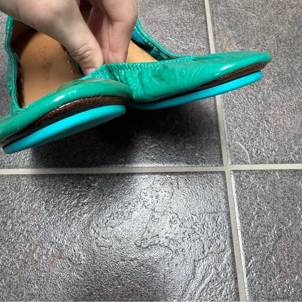 Tieks Slip On Patent Leather Round Toe Ballerina Flats Teal Blue 9